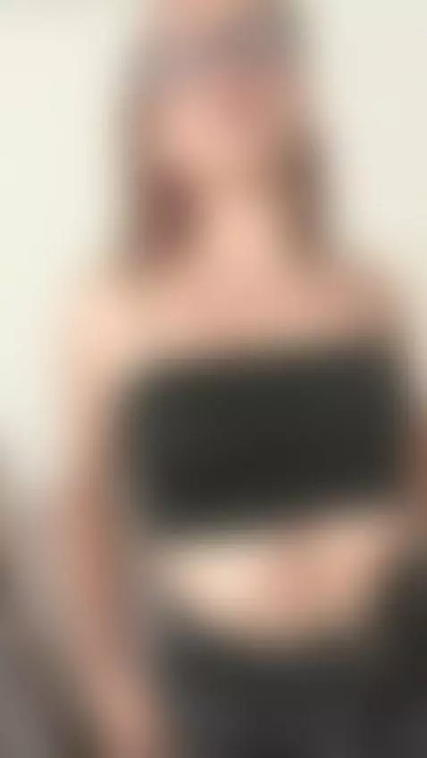 Hot clip — naughty and ready. Watch full content on my page by crazylexi