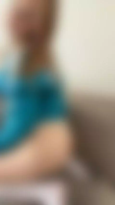 Short tease: sultry moment. Want more? Tap my profile by crazylexi