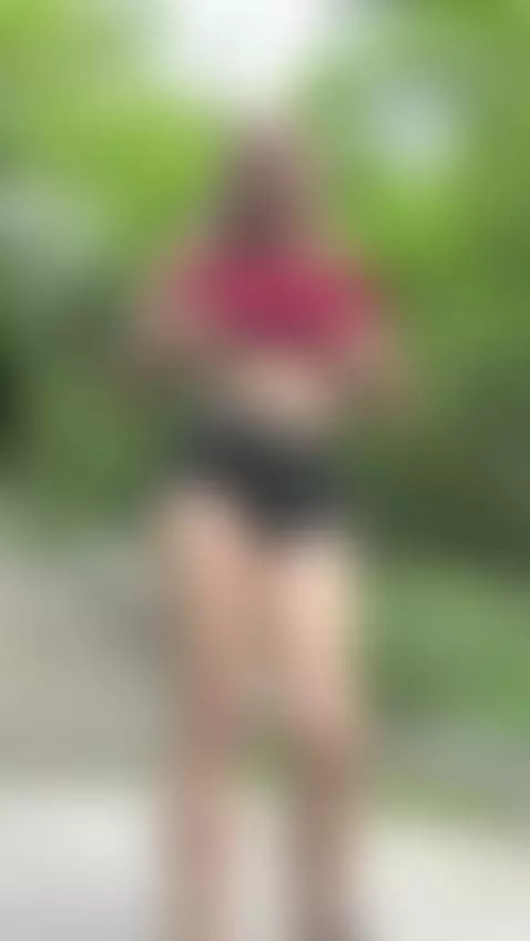 Short tease: sultry moment. Want more? Tap my profile by crazylexi