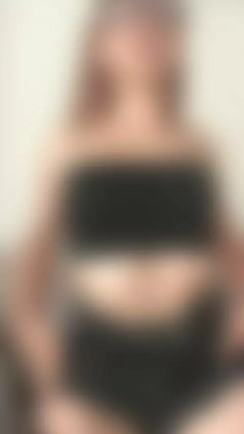 18+ Nerdy teen's perky small tits & sexy nude strip tease. by crazylexi