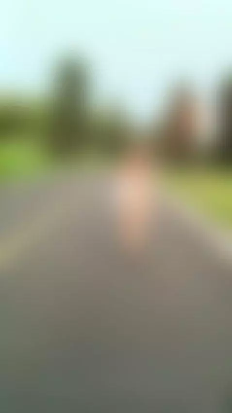 18+ Topless nude tits and teasing ass stroll. by crazylexi