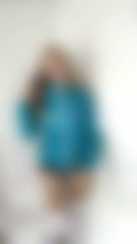 18+ Sexy blonde teasing in tight shorts and thigh-highs. by crazylexi