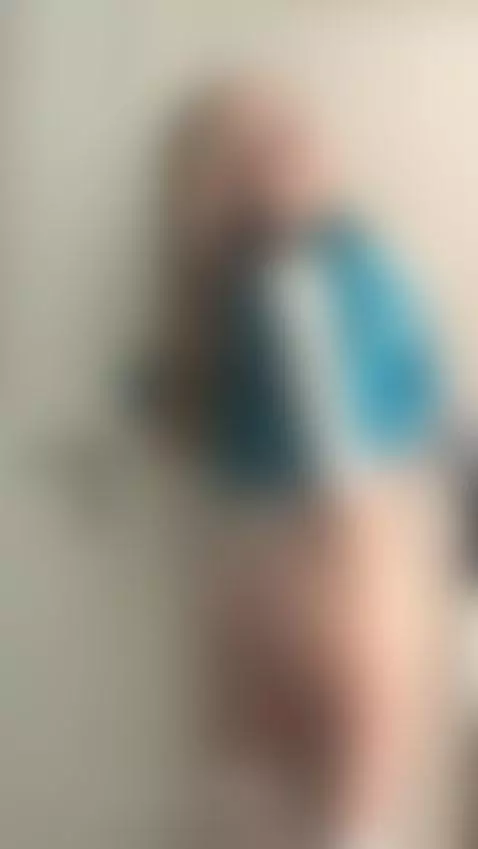 18+ Sexy blonde teases with bare ass in thong. by crazylexi