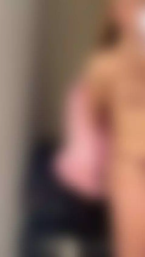 18+ Teen flashing tits by crazylexi