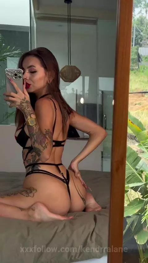 FUCK, this 20yo brunette is so naughty by kendrralane