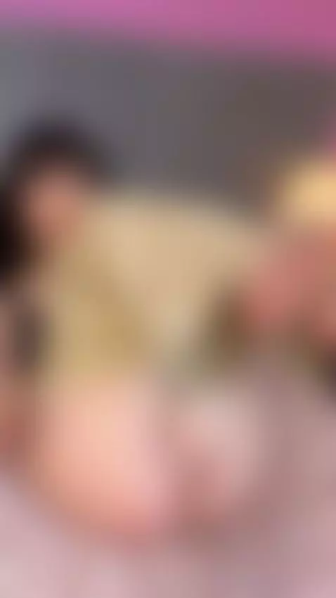 Feel how my pussy is very wet 💦👅💦 by chloeesky