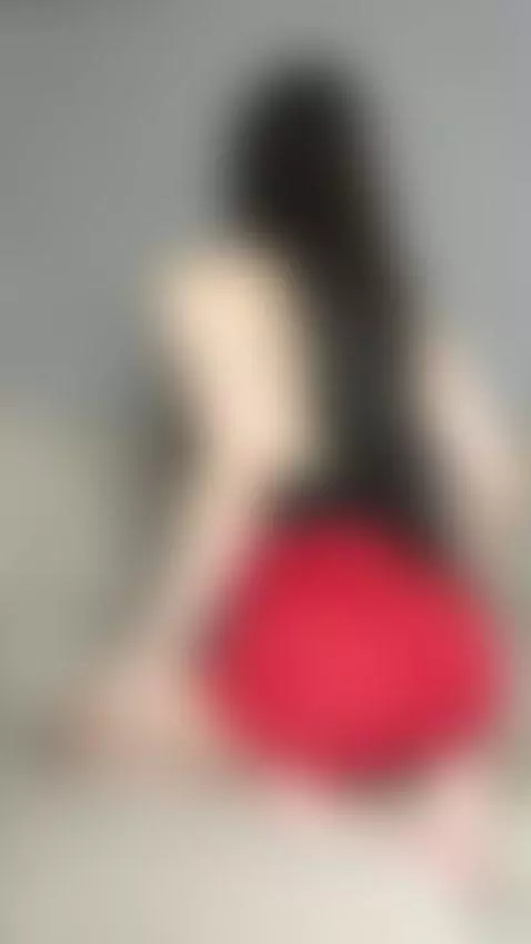 18+ Sexy ass in gray thong, teasing bare cheeks. by karawaves