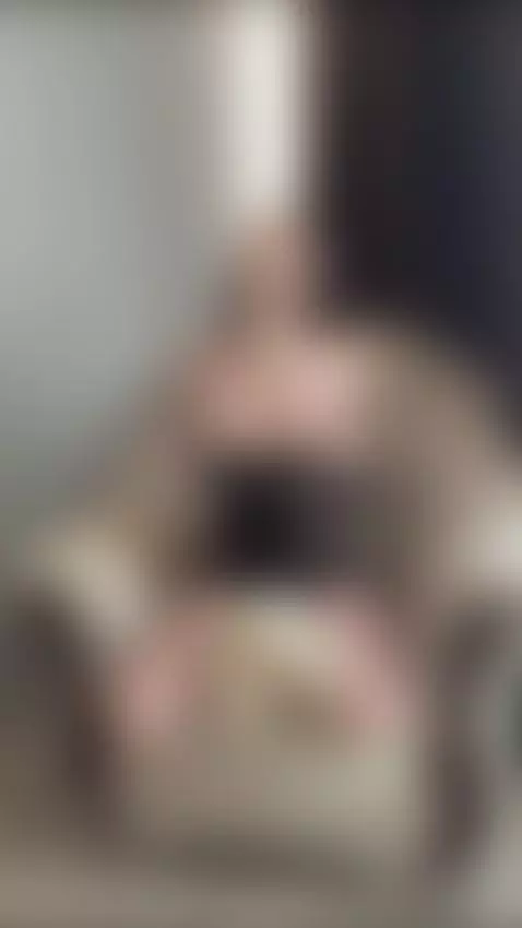 18+ Young babe can bounce on top of you🚫 by karawaves