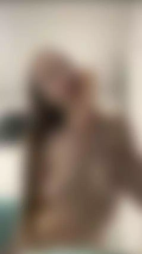 Bright and hot! Don’t miss — link in bio! 😉🔥 by sophiedelight