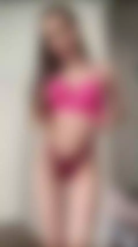 Your new favorite girl! 💖 by sophiedelight