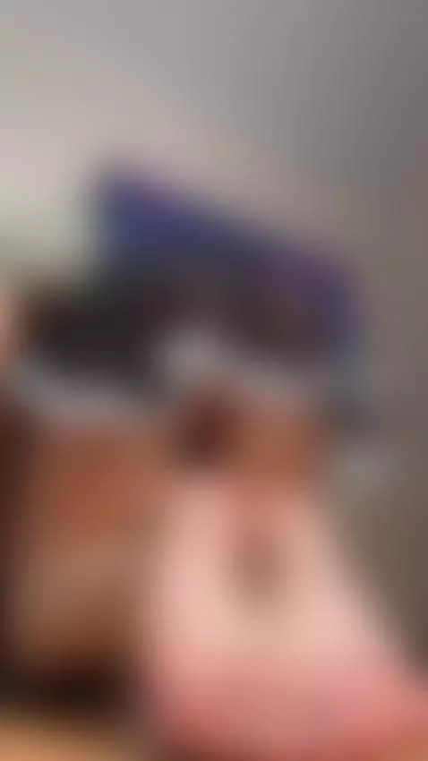 Pussy and feet are the best couple by lovedidi