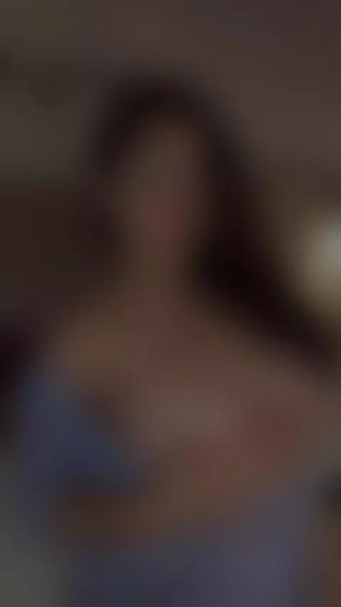 Wishing your hands caressing my big and beautiful tits 🍒 by ariaarosee