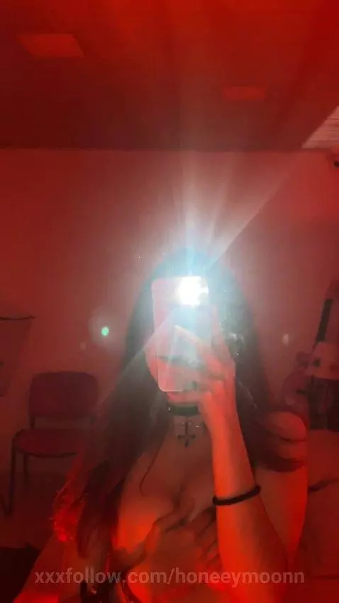 Press my tits in front of the mirror 😈🍒💦 by honeeymoonn