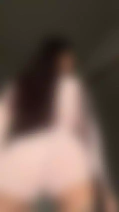 My body whispers louder than words 🖤👂 by panteritaaaa