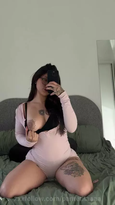 So close to breaking rules 😏🖤 by panteritaaaa