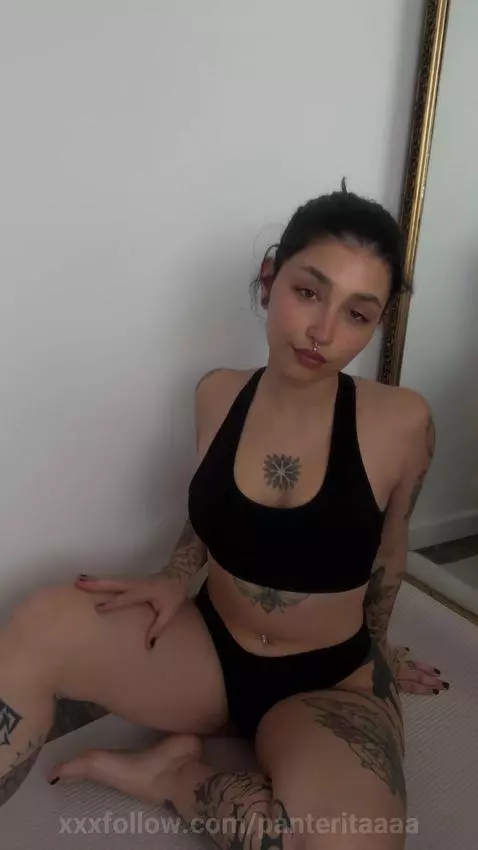 So wet, so dangerous 💦🖤 by panteritaaaa