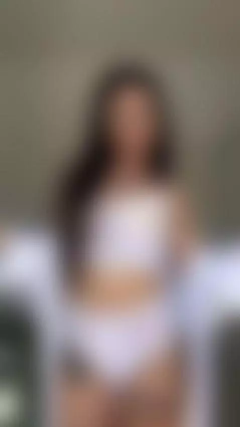 The air curls softly beneath my ribs 😈💧 by panteritaaaa