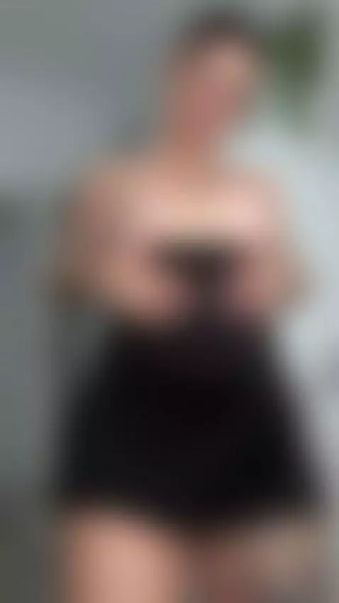 The night is mine 🌙😏 by panteritaaaa