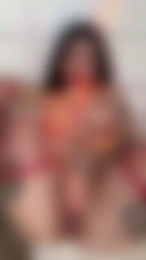 The air sways against my shoulders 💋💫 by panteritaaaa