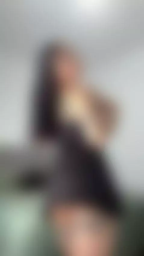 The air quivers under my breath 💋💫 by panteritaaaa