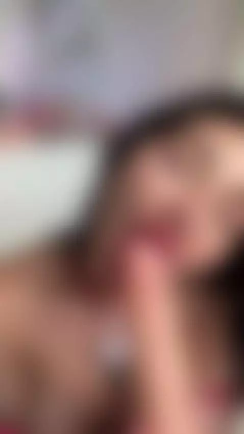 My body hums when I see you watching 😏💫 by panteritaaaa