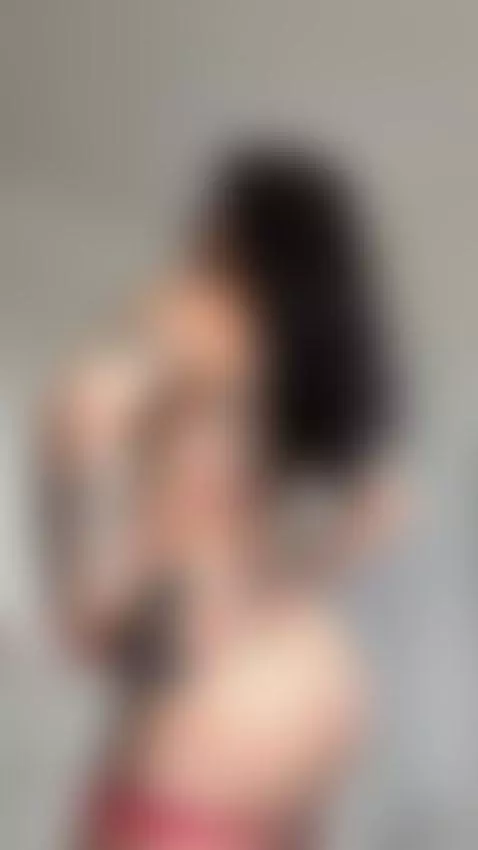 Every look pulls you closer 🫦💋 by panteritaaaa