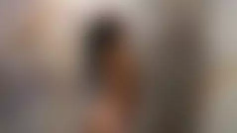 en la ducha  por mi calentura by isasquirt