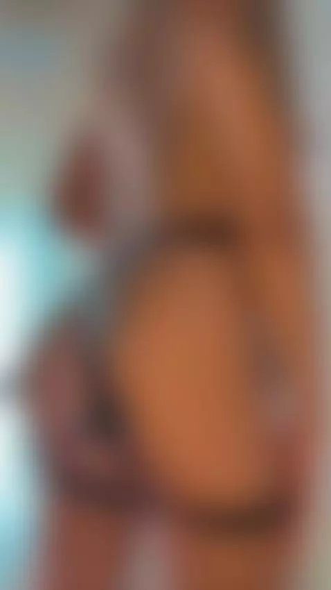 Big ass latina teasing you by roselinaxxxx