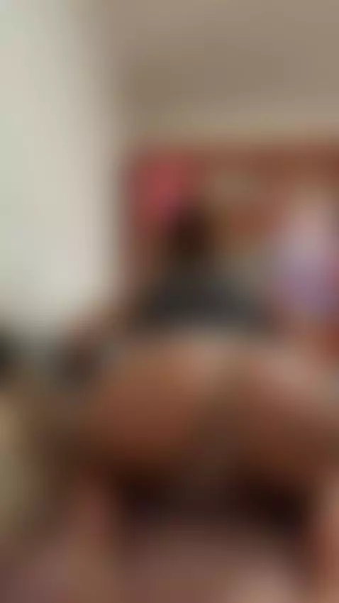 Would you take me from back ? Your favorite latina as always... by roselinaxxxx