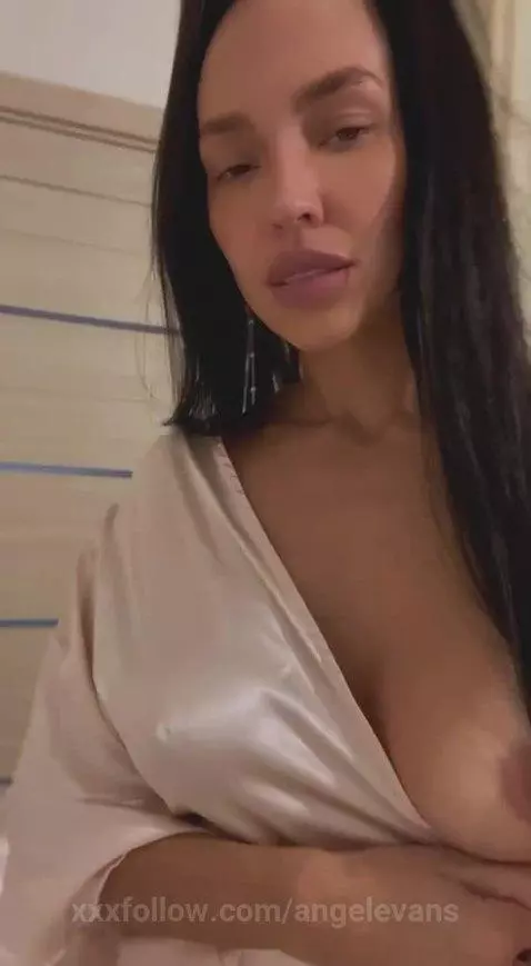 Find Me here  ☘️💋

https://gentlyx.com/angelevans

https://t... by angelevans