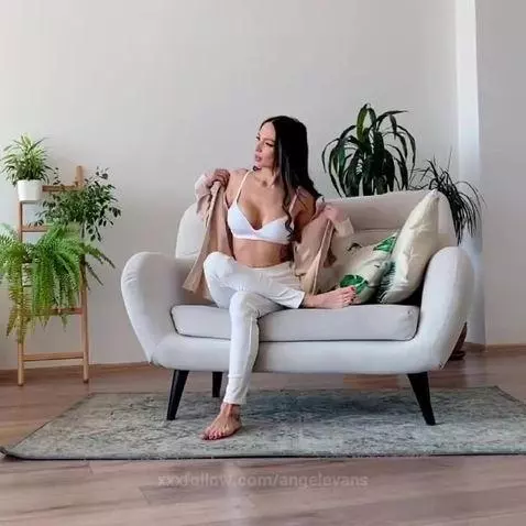 Find Me here  ☘️💋

https://gentlyx.com/angelevans

https://t... by angelevans