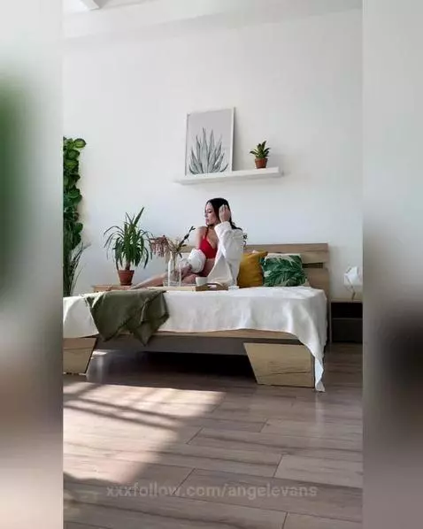 Find Me here  ☘️💋

https://gentlyx.com/angelevans

https://t... by angelevans