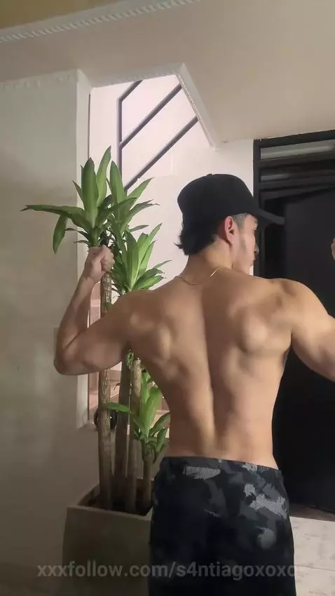 muscle, tiktok, latino by s4ntiagoxoxo