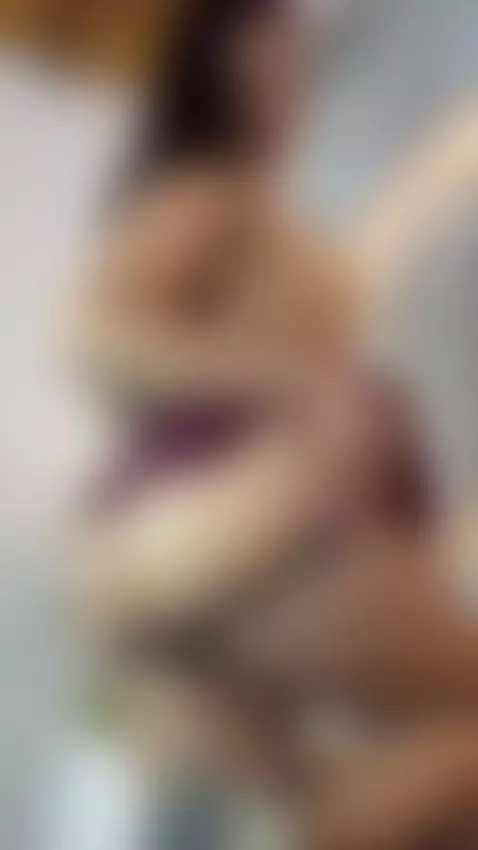 my juicy ass in your face 🥵🍑 by lizzyolsen