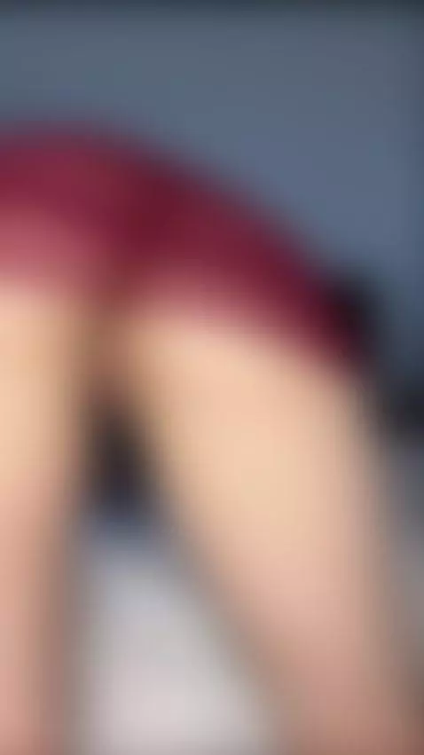 Subscribe to be the first to see it 🥇 by gothikana