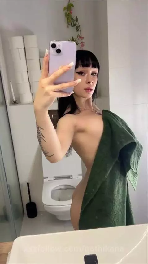 Like it? Go to the bio 💌 by gothikana