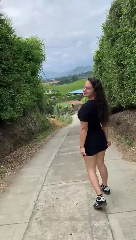 Do you like sex outdoors? 👀🥵 On Sundays I get naughty. by emmatorres9