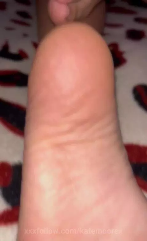 Get wet with me... the temperature rises more here. 💦 by katemoorex