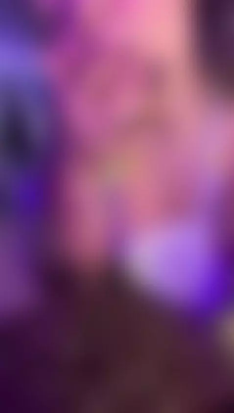 It’s my birthday, baby! Come join me LIVE and help me decora... by katemoorex