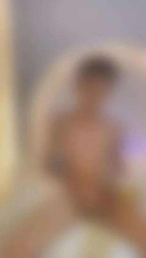 Hot for you 🔥🔥🔥 by noah-195