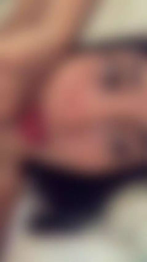 Hi, I'm looking for a daddy who will support me.
hi bb by amberdecolombia