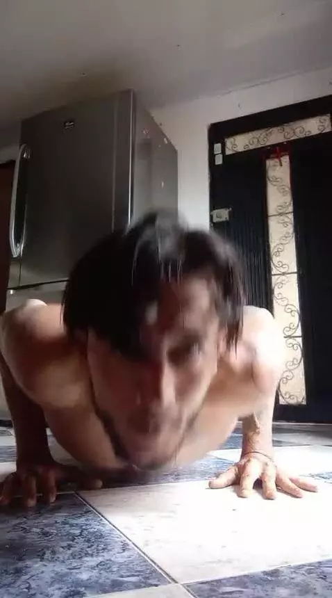 sexy man exercising💪⭐⭐⭐ by jonas-conor