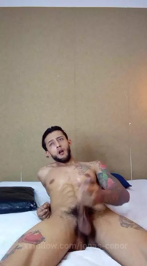 I'm very horny n u? by jonas-conor