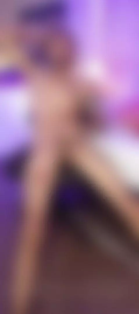 You should come see what's happening on my broadcast 😏🔥 (lin... by jonas-conor