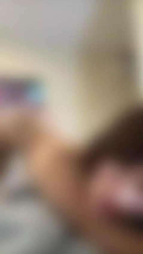 Follow her, subscribe in bio, and don’t miss updates 🔥 by kayleemoor