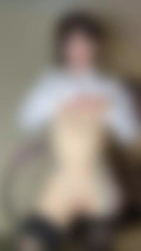 Beauty and style — just with us, in the bio! 💫 by kayleemoor