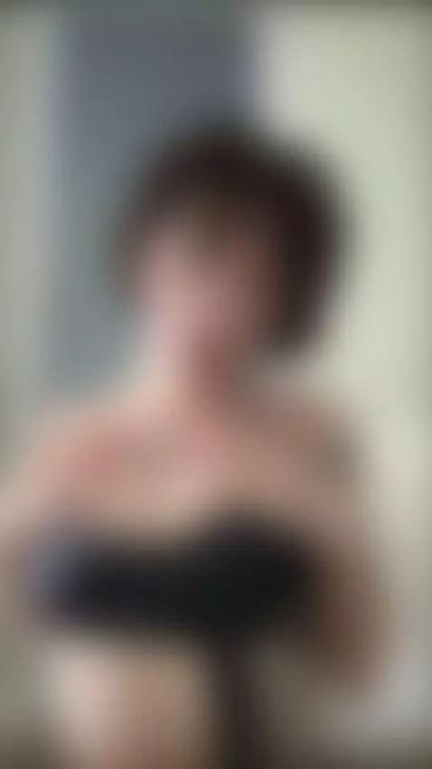 Joy, beauty, and energy. Don’t forget to subscribe! ⚡🌼 by kayleemoor