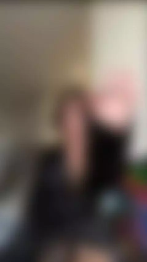 An incredible personality! Follow her in bio 🚀 by kayleemoor