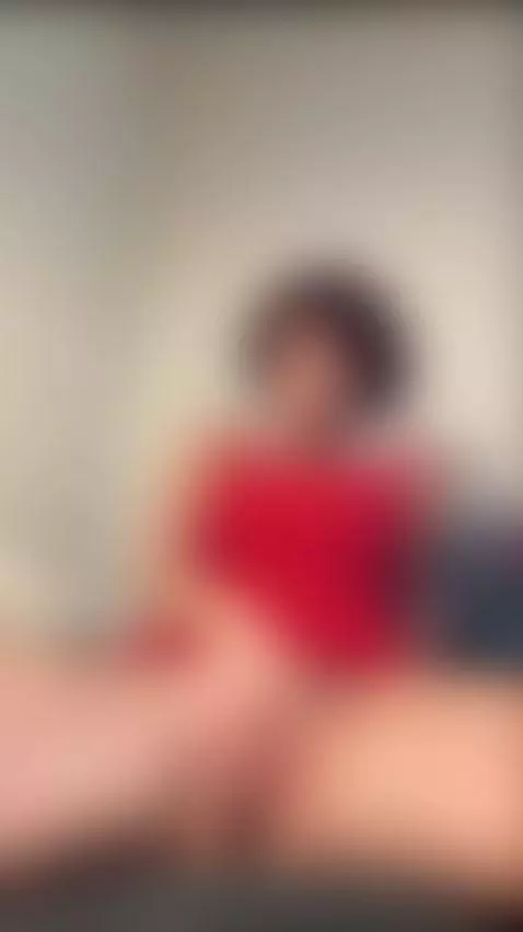 Her mood is fantastic! Follow her! 😄 by kayleemoor