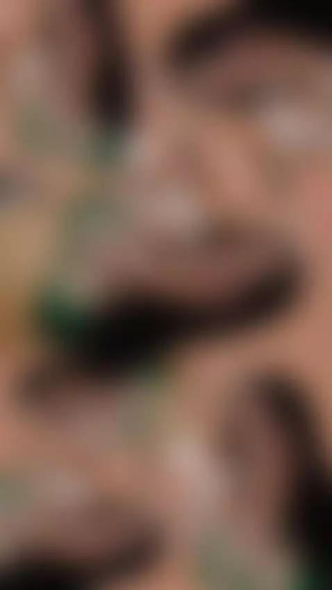 Just one taste… and you won’t want to leave my room 😏💚 by aurora-brown